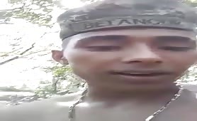 Straight verbal soldier wanking in the jungle