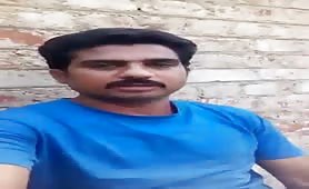 Married Pakistan guy getting sucked outdoor by his coworker